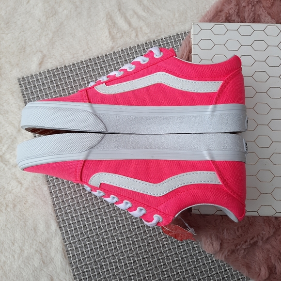 Vans Ward Neon Old Skool Lace Up Sneaker Fall - Picture 2 of 10